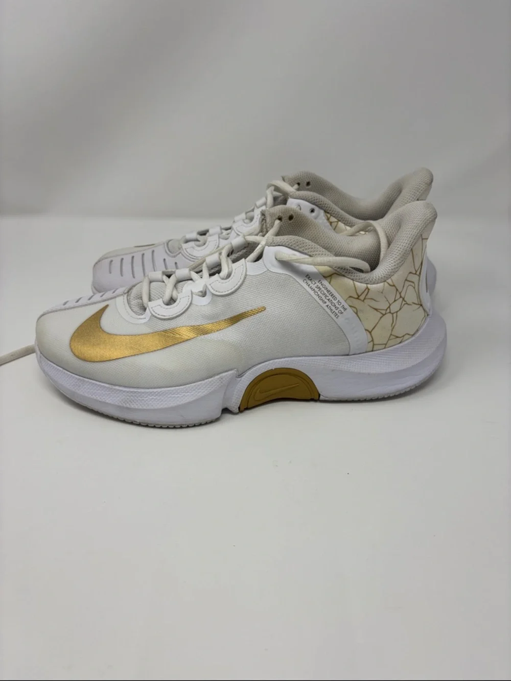 Nike | White Sneakers‎ with Gold Swoosh air zoom court DX0341-100 8.5